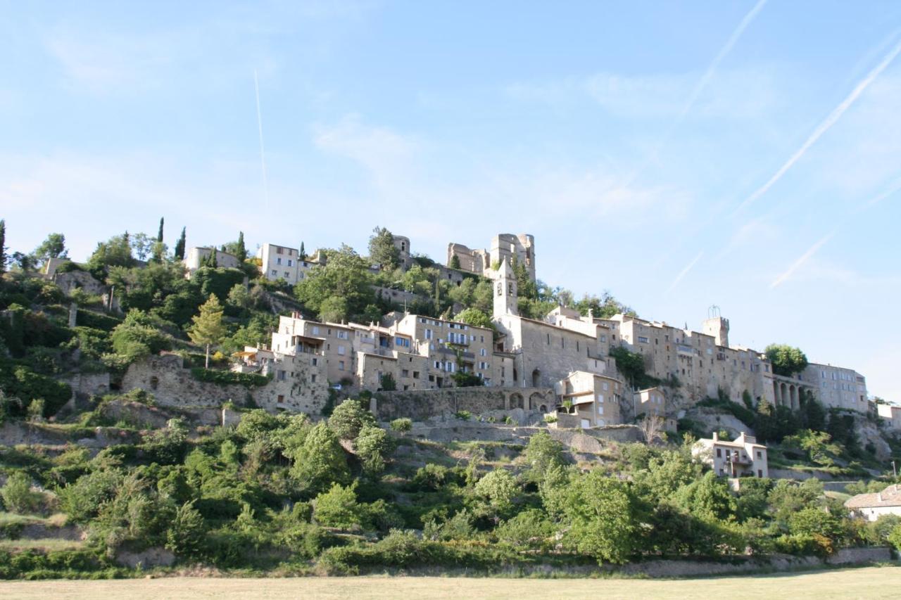 Appartement Chateau Des Gipieres Montbrun-les-Bains Bagian luar foto